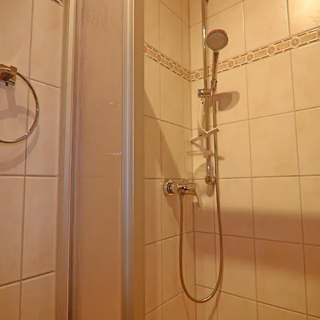 Sonnenterrasse, Ahlbeck, Cleaning Included شقة هيرينجسدورف