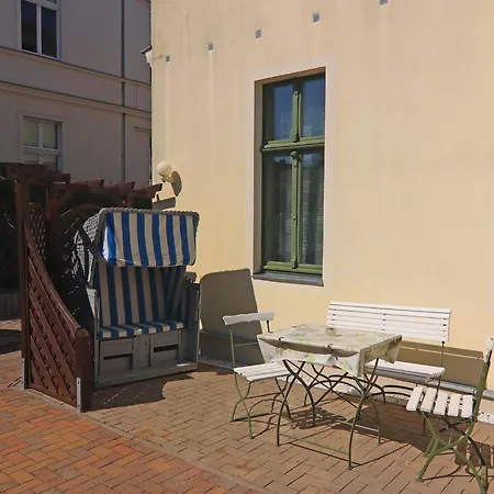 Apartment Sonnenterrasse In Ahlbeck, Cleaning Included